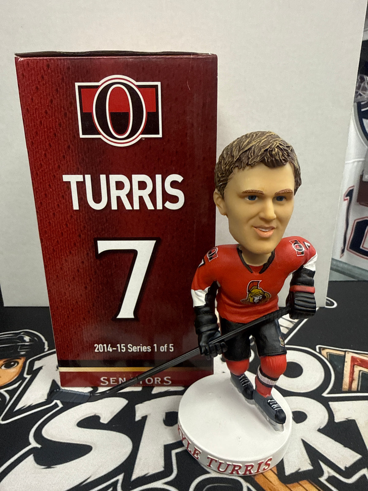 Bobblehead sénateur Kyle Turris